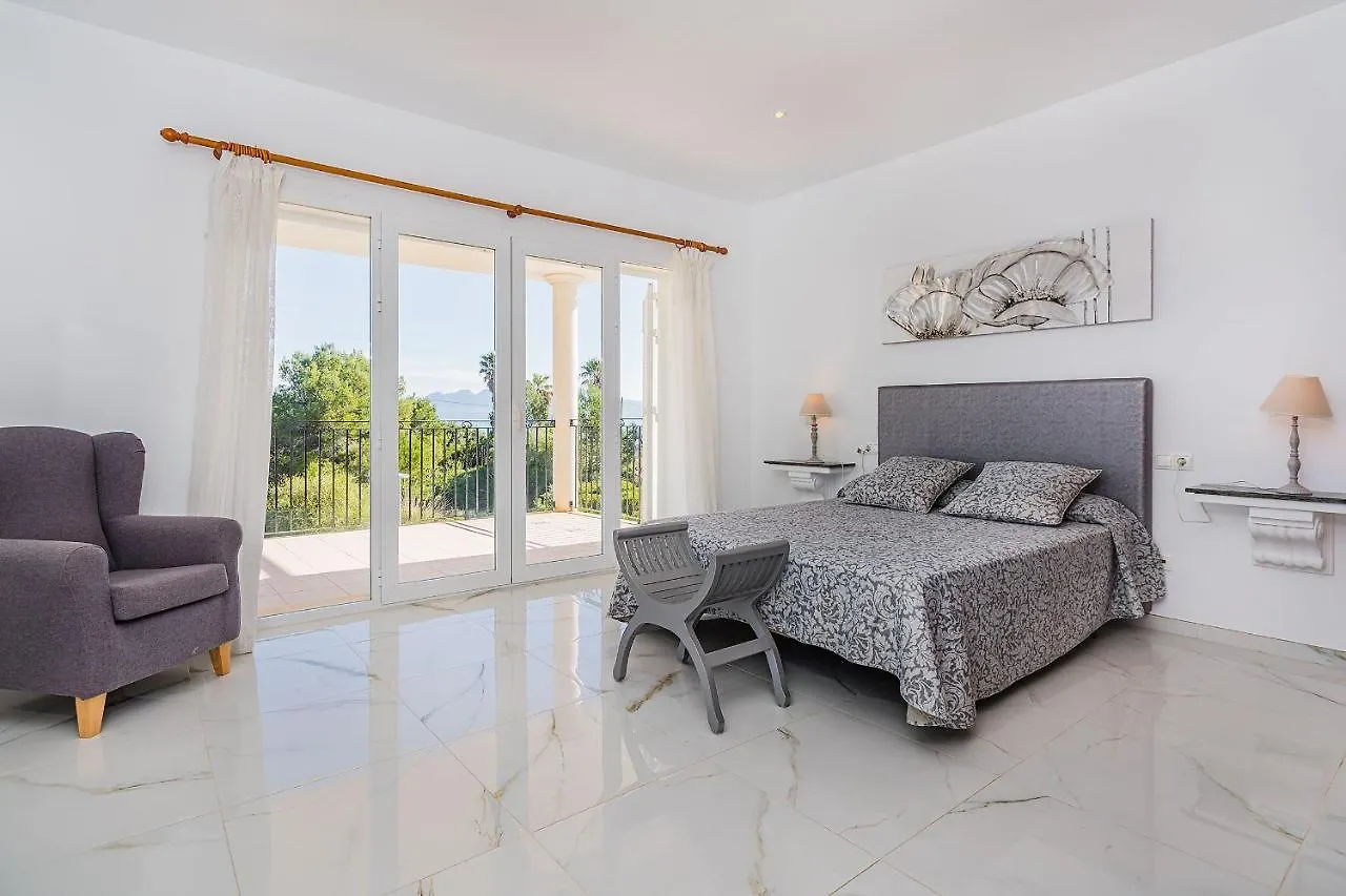 Villa Quiros 2 Port de Pollenca Spain